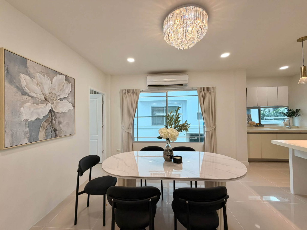 picture Luxurious Detached House for Rent – Mantana 2 Onnut-Wongwaen - 14/27