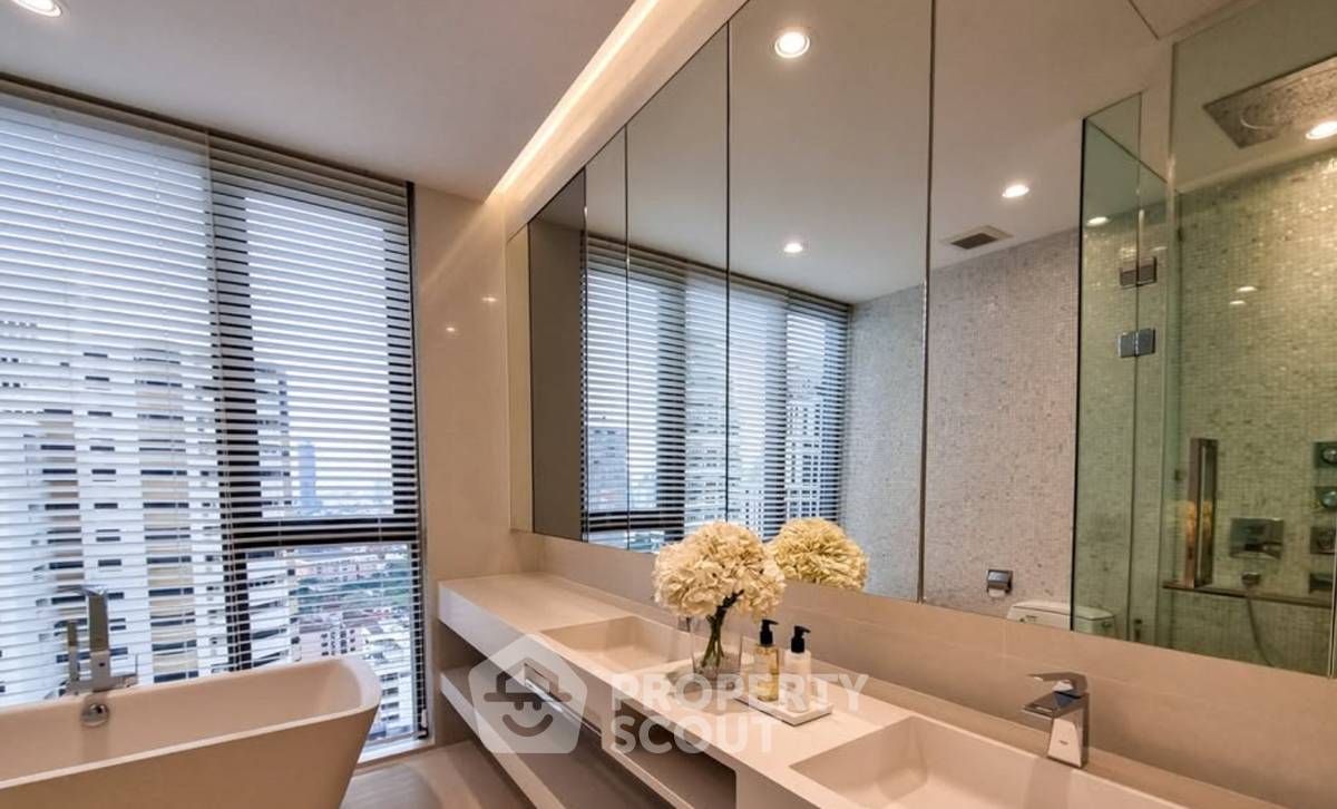 รูป คอนโด 2 ห้องนอน 141 ตร.ม. ใกล้ BTS พร้อมพงษ์ 100 ม. | Vittorio Sukhumvit 39 (ID 3311281) - รูปที่ 5/7