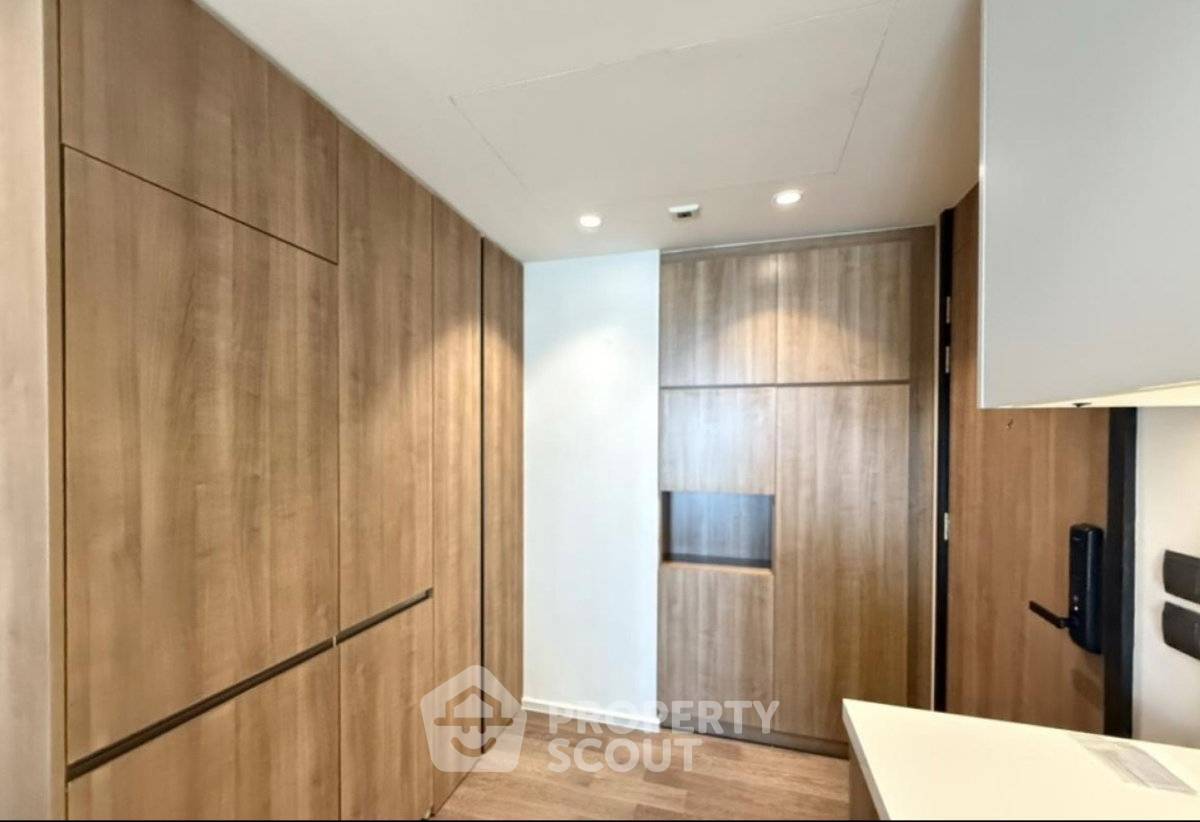 picture 2-BR Condo at Muniq Sukhumvit 23 near MRT Sukhumvit (ID 3320854) - 4/9