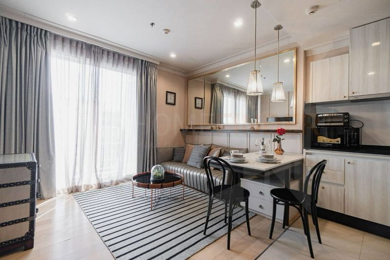 รูป ให้เช่า คอนโด เอช คิว ทองหล่อ HQ THONGLOR ขนาด 44 ตร.ม. 1 นอน 1 น้ำ ห้องทิศใต้ วิวสวย ตกแต่ง Modern Contemporary 35,000/เดือน - รูปที่ 3/12