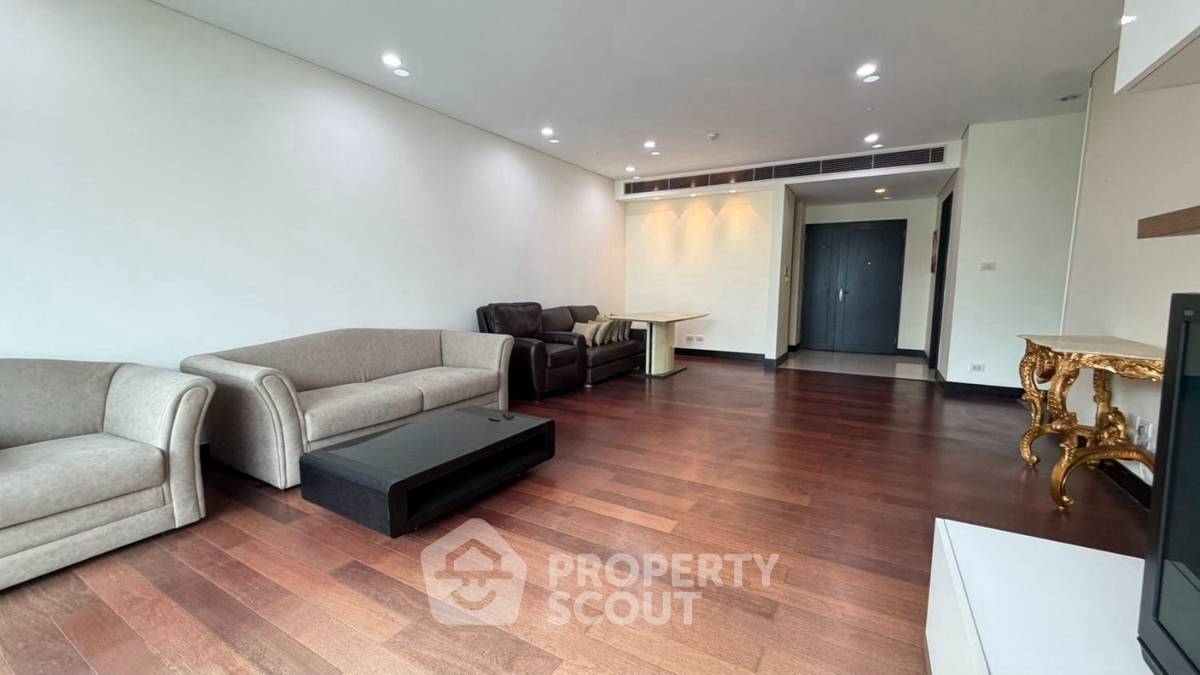 picture Spacious 2-BR 151 Sqm At The Park Chidlom Near BTS Chit Lom (ID 3320448) - 2/12