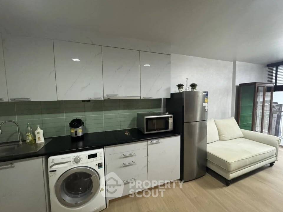 รูป คอนโด 1 ห้องนอน ขาย D 65 Condominium ใกล้ BTS เอกมัย (ID 3319807) - รูปที่ 3/6