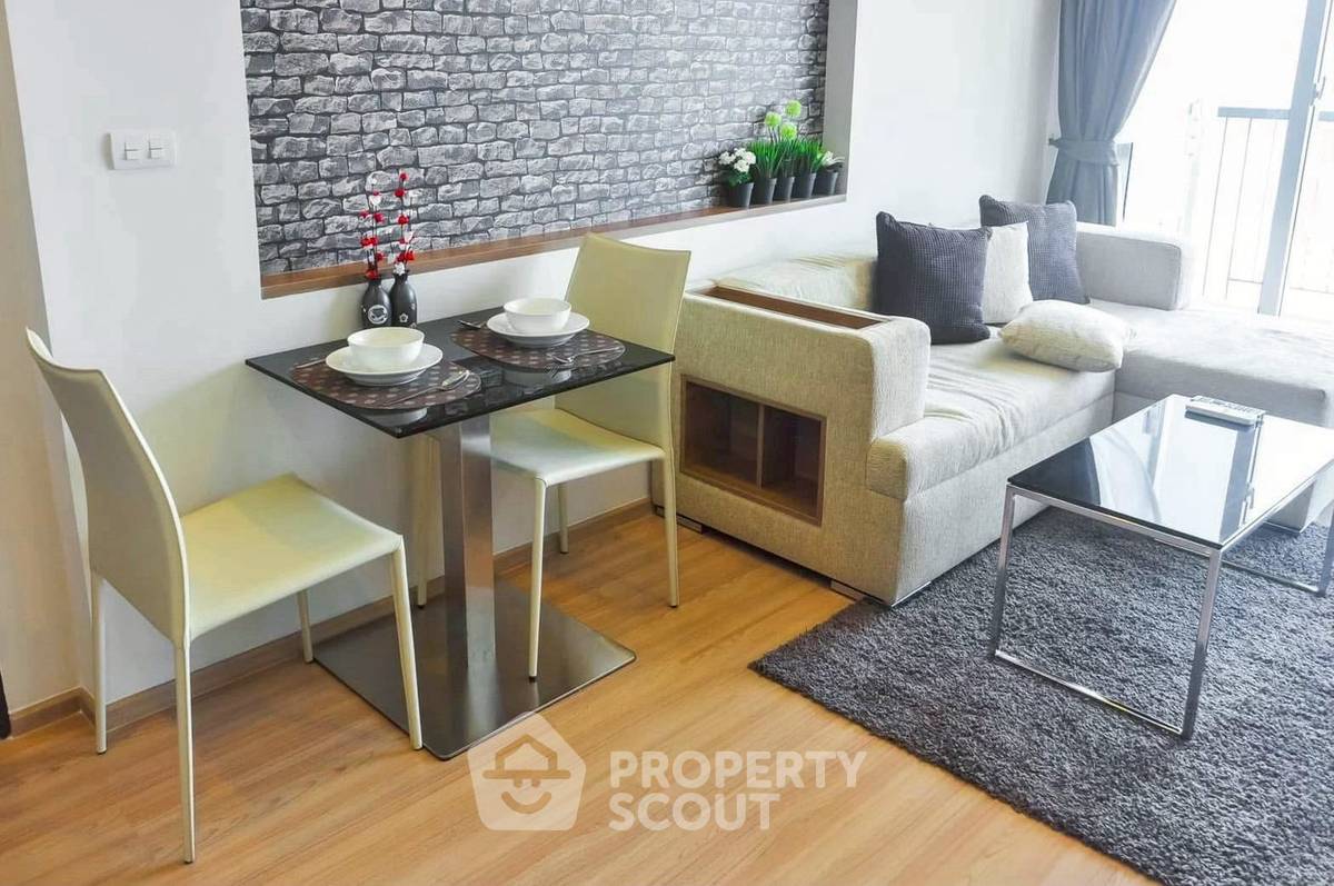 รูป คอนโด 1-ห้องนอน ที่ ริธึ่ม สาทร ใกล้ BTS สะพานตากสิน (ID 2904913) - รูปที่ 1/9