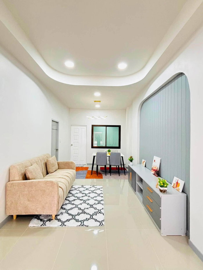 รูป ขายบ้านแฝดรีโนเวทใหม่ ม.ศรีราชาเลคไซด์ เก้ากิโล ศรีราชา - รูปที่ 7/18