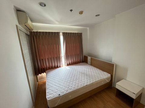 Condo for rent: Lumpini Place Srinakarin - Huamak Station, 26 sq.m., 24th floor, Building B.