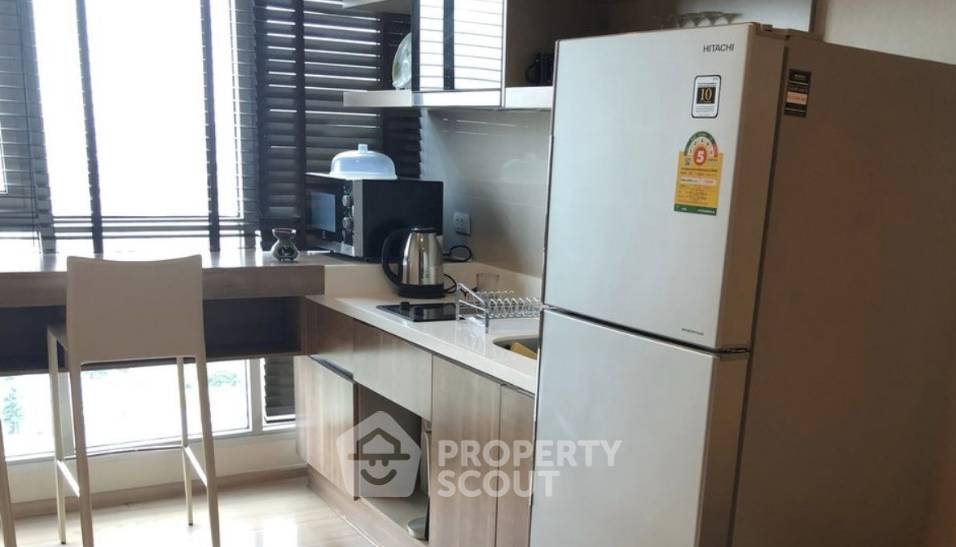 picture 28th-Floor 1-BR At Rhythm Sathorn Near BTS Saphan Taksin (ID 3165408) - 6/14