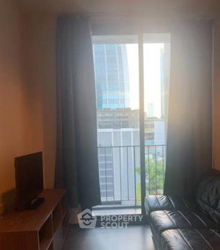 1-BR Condo 200m To MRT Sukhumvit At The Edge Sukhumvit 23 (ID 3321752)