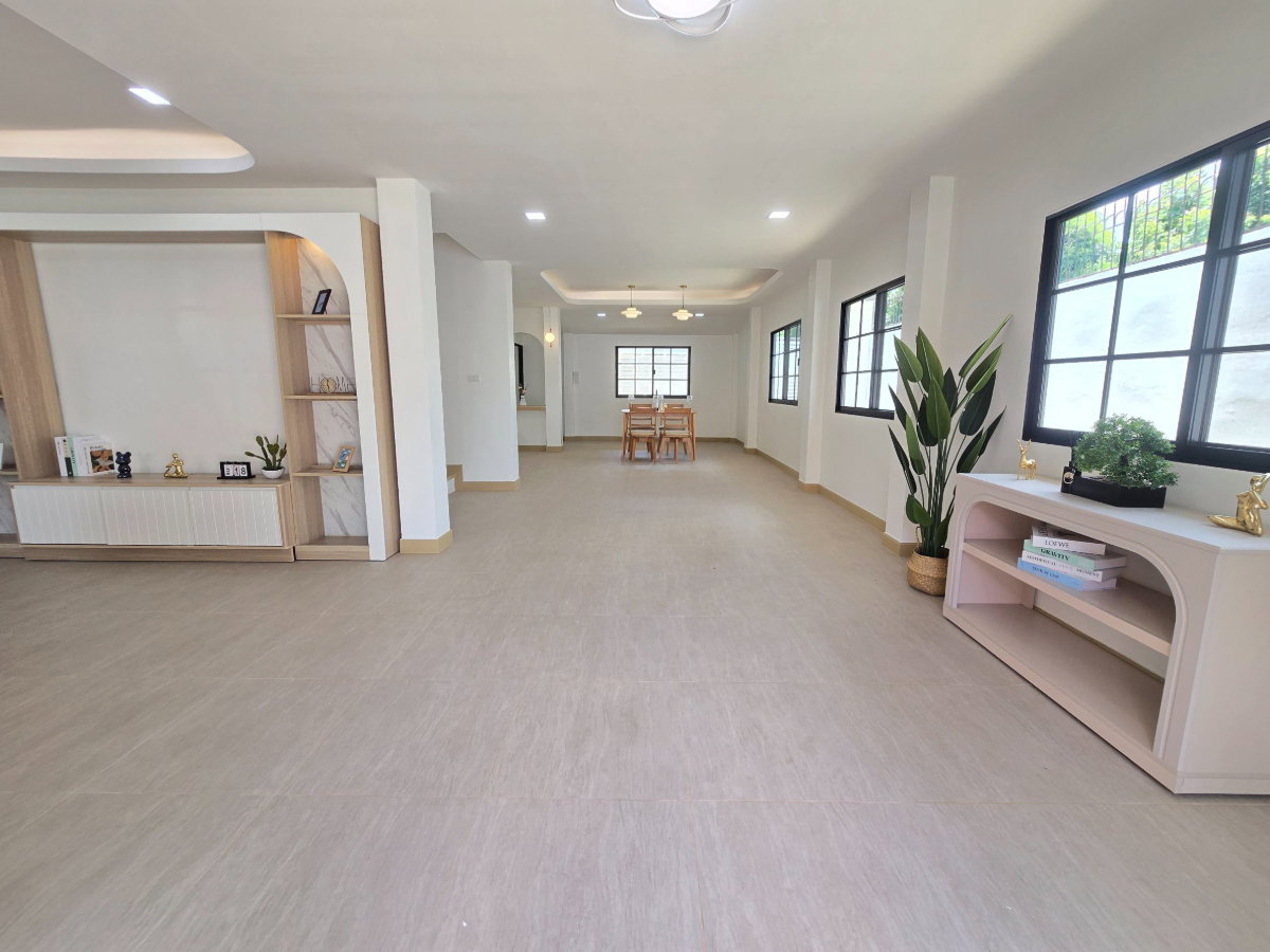 รูป บ้านเดี่ยว รีโนเวทใหม่ทั้งหลัง ทำเลดีเยี่ยม หลังมุมใน หมู่บ้านเอกกวิน ถนนเลียบคลองสอง เนื้อที่เยอะกว้างมาก สวย พร้อมอยู่ - รูปที่ 10/42