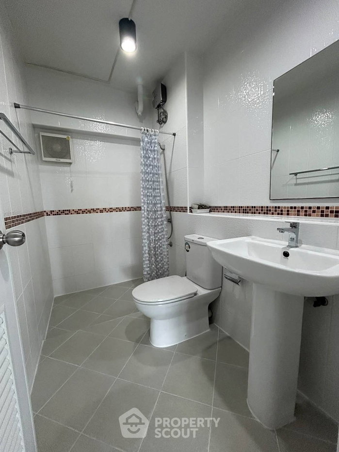 picture 2-BR Condo At Thonglor Tower Condominium Near BTS Thong Lor (ID 3318819) - 9/13