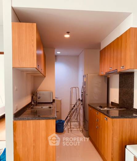 picture Studio Condo at Villa Sathorn near BTS Krung Thon Buri (ID 3296984) - 2/5