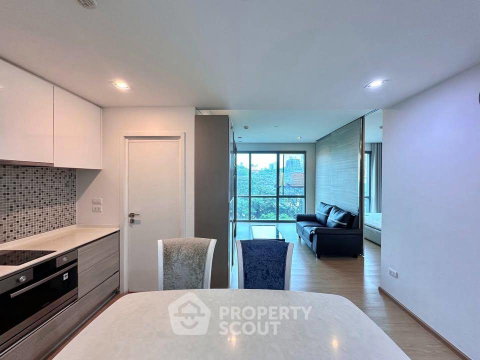 1-BR Condo at The Room Sukhumvit 21 near MRT Sukhumvit (ID 3298173)