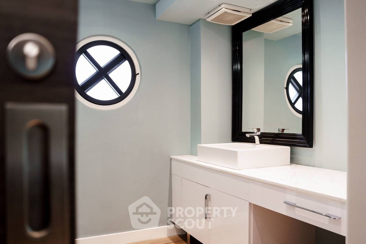รูป คอนโด 3 ห้องนอน 185 ตร.ม. Penthouse Condominium ใกล้ BTS พระโขนง (ID 3317421) - รูปที่ 13/17