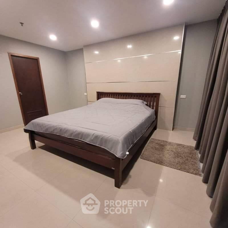 picture 105 Sqm 2-BR Baan Phrom Phong Near MRT Phetchaburi (ID 1439362) - 12/15