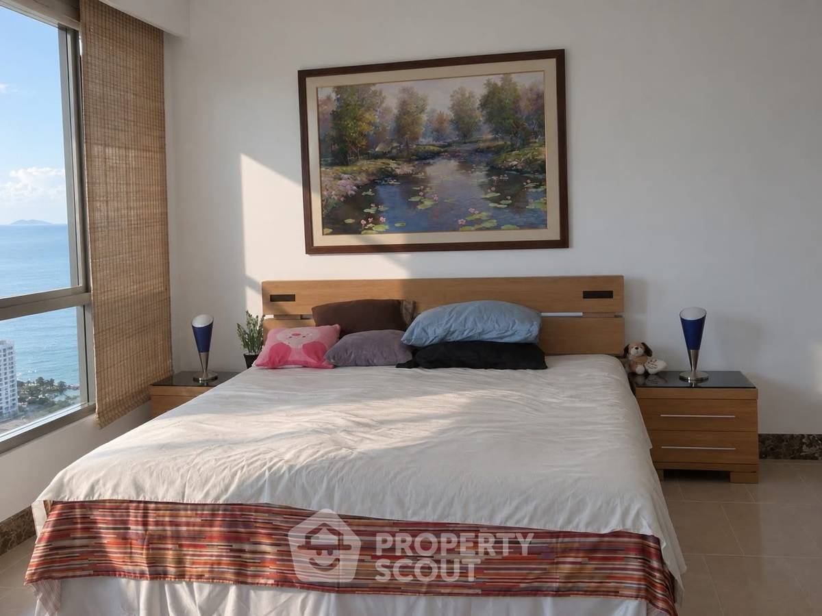 picture 3-BR Condo at Northpoint Condominium close to Wong Amat (ID 3322387) - 3/11