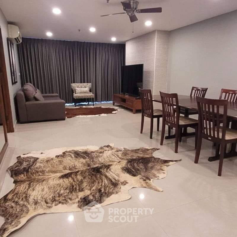 picture 105 Sqm 2-BR Baan Phrom Phong Near MRT Phetchaburi (ID 1439362) - 6/15