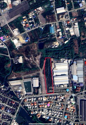 Land for sale Outer Sukhumvit : Large plot of land for sale, over 6 rai, 46 meters wide frontage, located on Soi Bang Kradee 32, Rama 2 Road.