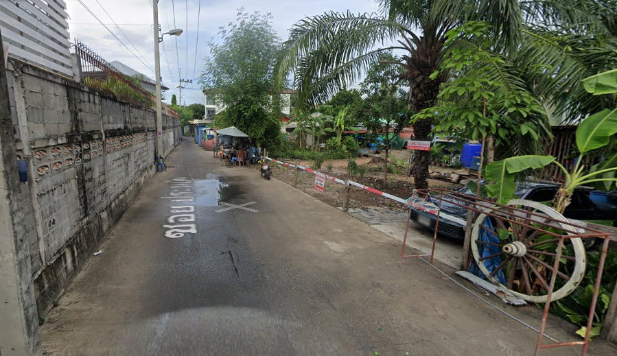 picture land for sale pattaya korpai soi 4 - 3/5