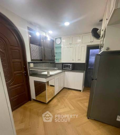 picture 200m To BTS Asoke | 2-BR Prasanmit Condominium (ID 3214030) - 4/7