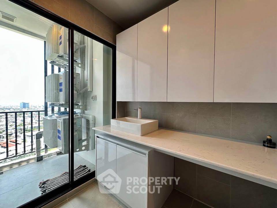 รูป คอนโด 2 ห้องนอน ชั้น 26 Regent Home Wutthakat ใกล้ BTS วุฒากาศ (ID 3227767) - รูปที่ 2/10