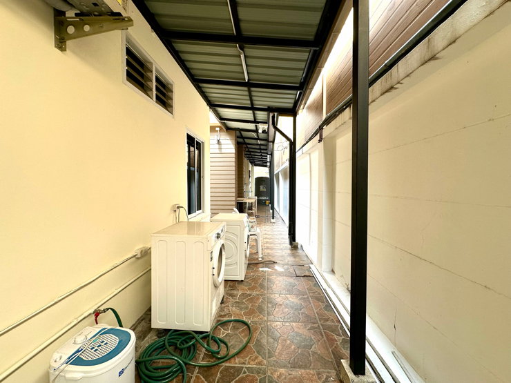 picture Luxury Detached Home for Rent — Sutthisan Area  7 Bedrooms  7 Bathrooms 512 SQ.M. - 37/47