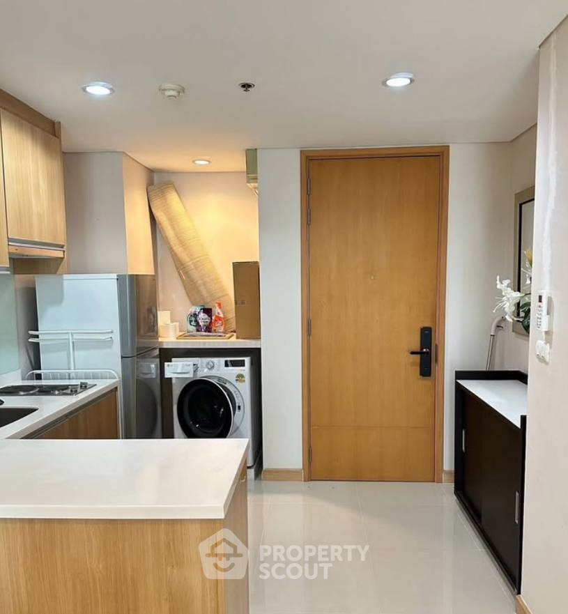 รูป ใกล้ MRT เพชรบุรี เพียง 200 ม. | 1 ห้องนอน Villa Asoke (ID 3319820) - รูปที่ 5/5