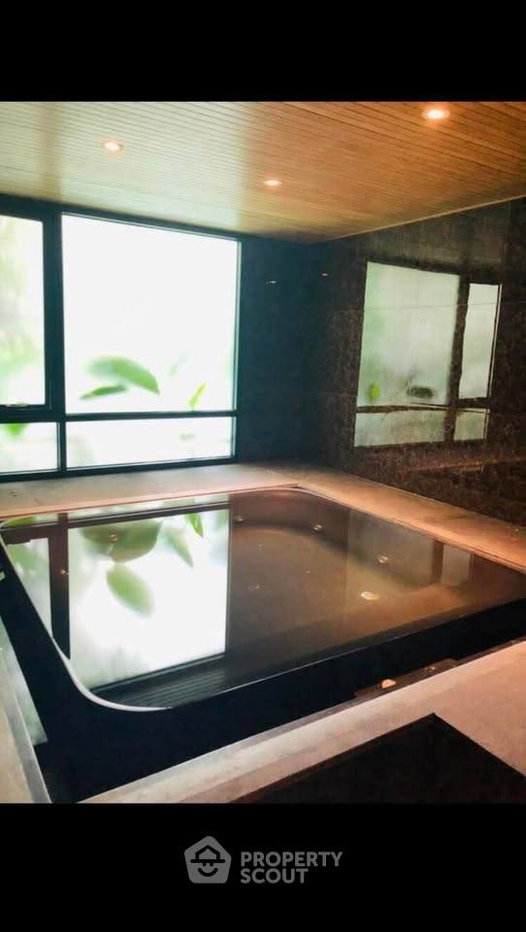 picture 2-BR Condo at Vtara 36 near BTS Thong Lor (ID 3319847) - 16/16