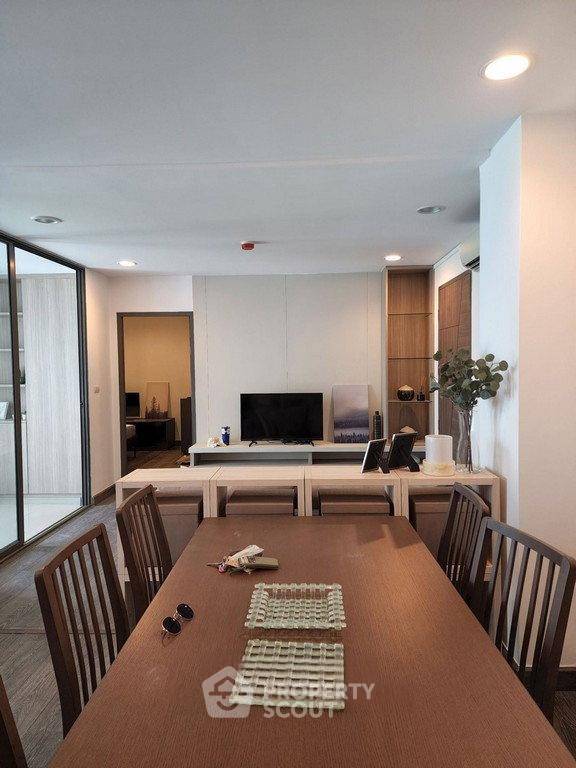 picture Pet-Friendly 2-BR Rende Sukhumvit 23 Near MRT Sukhumvit (ID 3120819) - 2/9