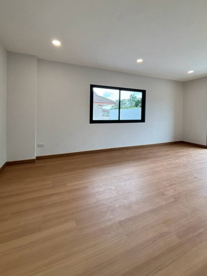 รูป ขายบ้านเดี่ยว รีโนเวทใหม่ทั้งหลัง หลังริม เพอร์เฟค เพลส รามคำแหง 164 เนื้อที่ 65.3 ตร.ว. 4 นอน 2 น้ำ ใกล้ The Paseo และสุวรรณภูมิ โปรฯ ลดทันที 5 แสน - รูปที่ 16/17