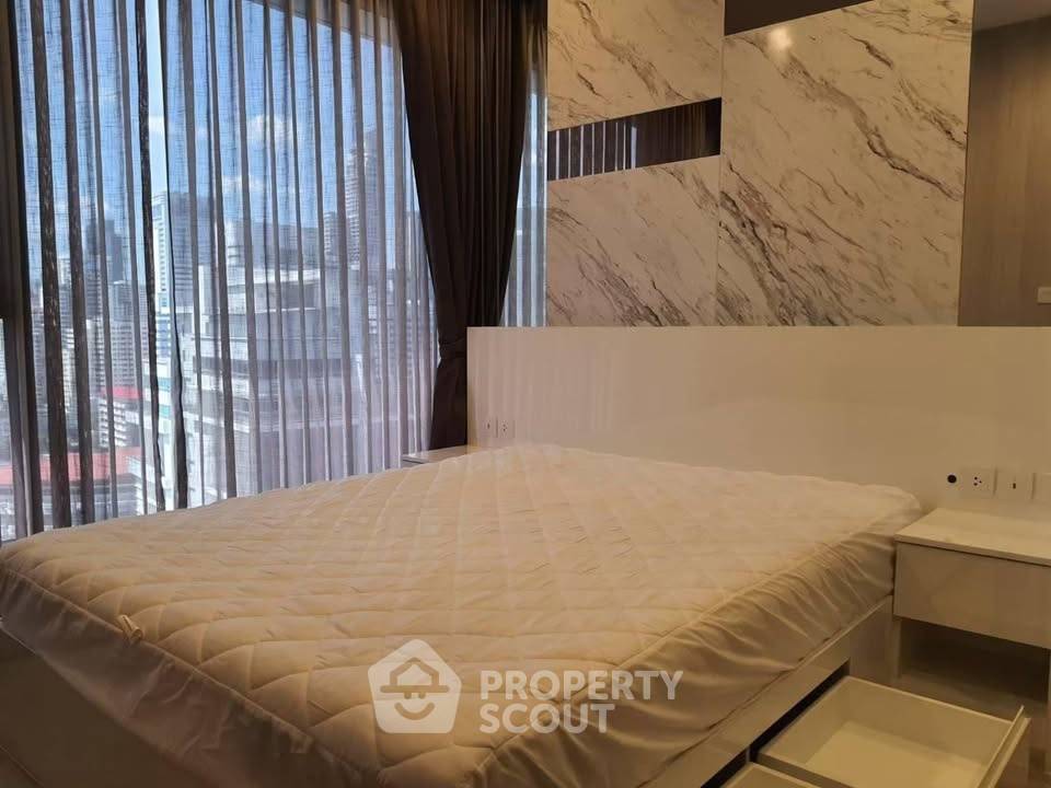 picture 20th-Floor 2-BR Condo At Ideo Mobi Asoke Near MRT Phetchaburi (ID 3193372) - 8/13