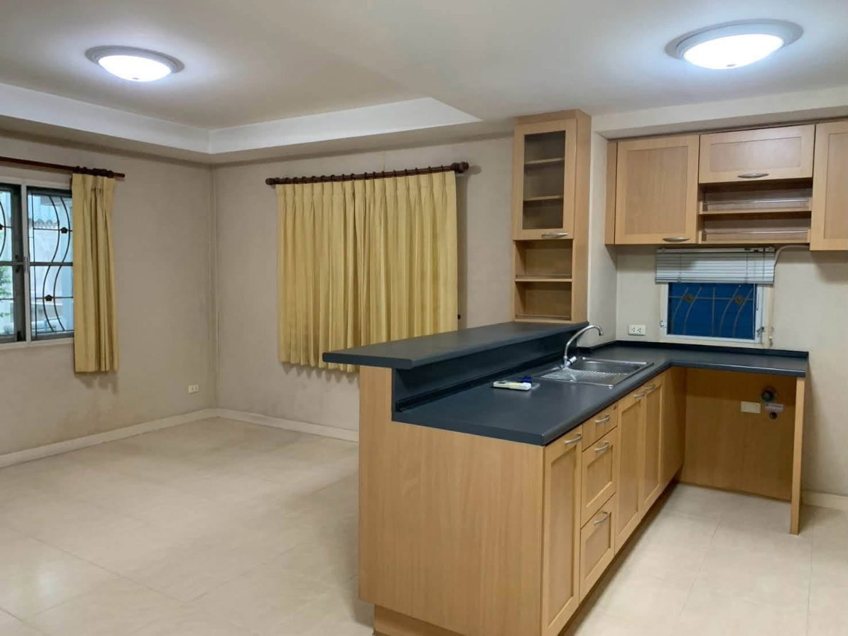 รูป ✨Hot Deal🏘️ให้เช่า หมู่บ้านชลลดาโครงการคุณภาพจาก แลนด์ แอนด์ เฮ้าส์ | ใกล้ MRT สายสีม่วง  | สนใจ @sacondo - รูปที่ 7/21