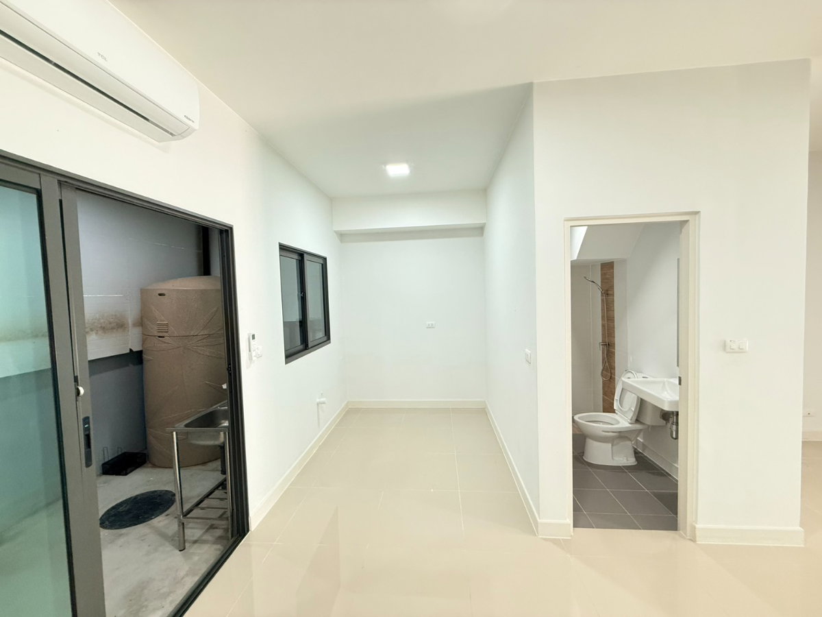 รูป ทาวน์โฮมสองชั้น ทำเลดี ใกล้โรบินสัน หมู่บ้านอภิทาวน์ ฉะเชิงเทรา - รูปที่ 10/23