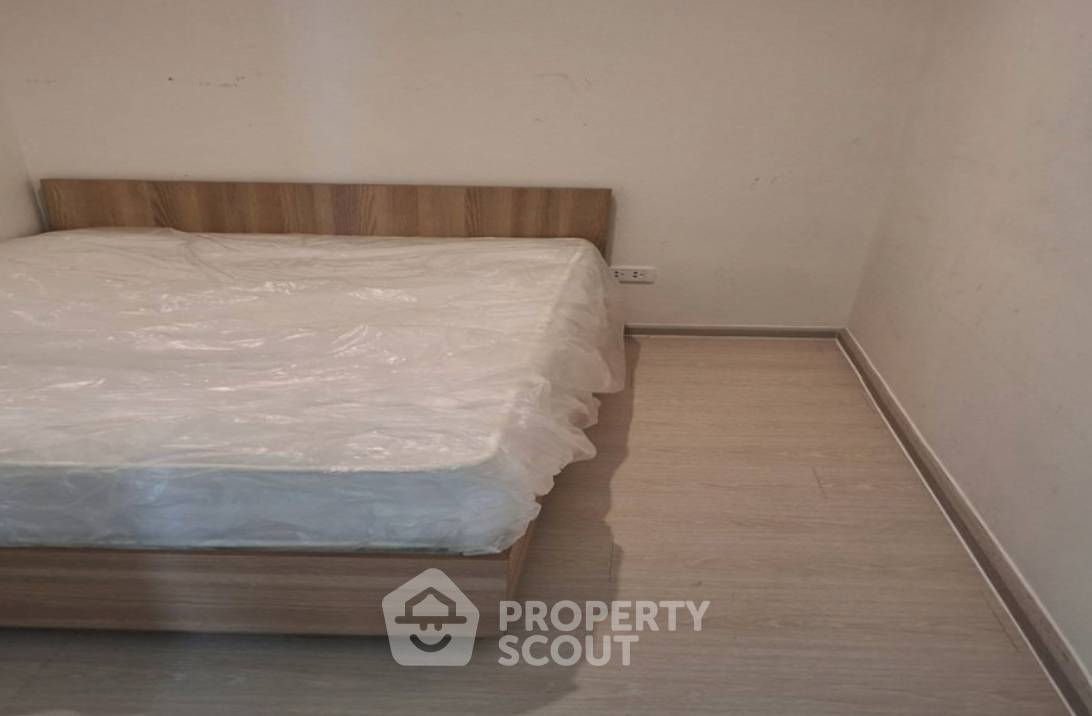 picture 28th-Floor 3-BR Condo At Nue Noble Chaengwattana (ID 3172469) - 2/7