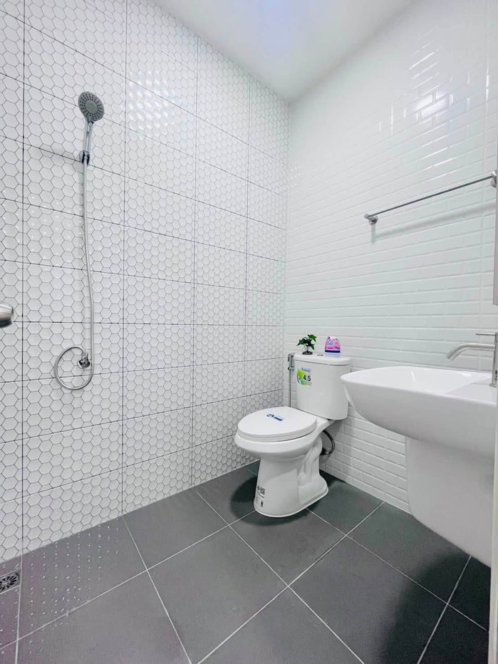 รูป ขายทาวน์โฮมรีโนเวททใหม่ ม.จันทนาธานี ชากค้อ หนองขาม ศรีราชา - รูปที่ 11/16