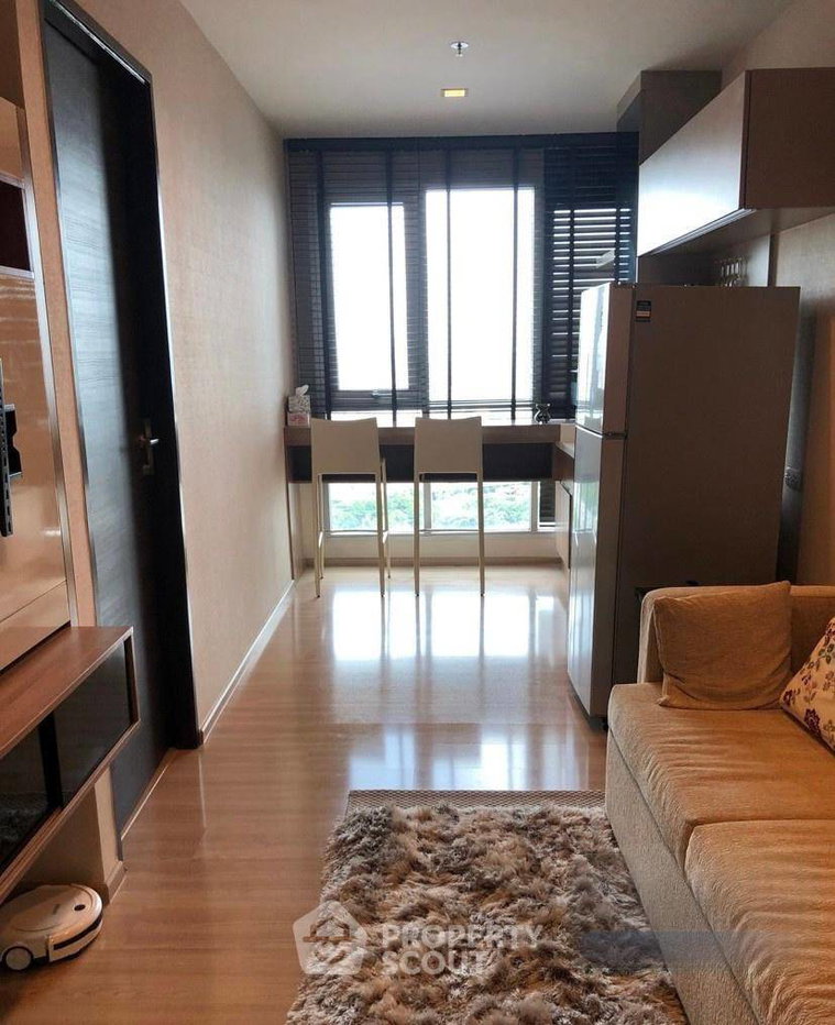 picture 28th-Floor 1-BR At Rhythm Sathorn Near BTS Saphan Taksin (ID 3165408) - 2/14