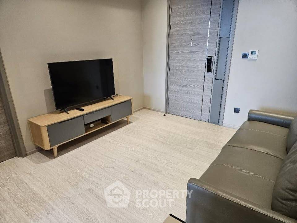 รูป คอนโด 1 ห้องนอน The Room Sukhumvit 38 ใกล้ BTS ทองหล่อ (ID 3322255) - รูปที่ 1/6