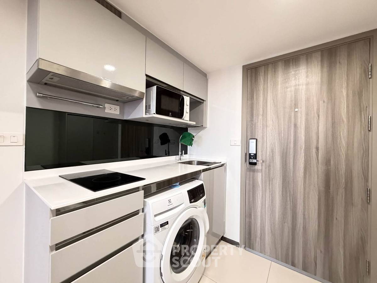 picture 1-BR Condo at Knightsbridge Space Ratchayothin near BTS Ratchayothin (ID 3322042) - 2/9