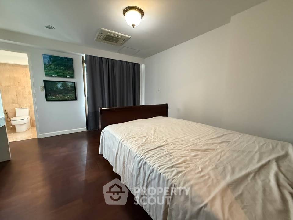 picture Spacious 3-BR 231 Sqm At Benjasri Condominium Near BTS Phaya Thai (ID 3322369) - 5/17