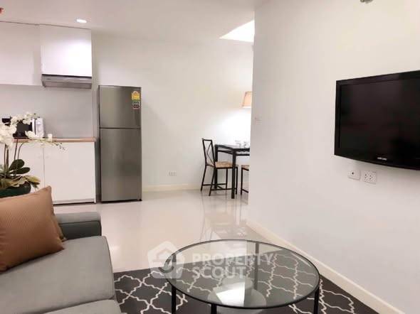 picture 2-BR Condo At Waterford Sukhumvit 50 Near BTS On Nut (ID 3322421) - 3/12