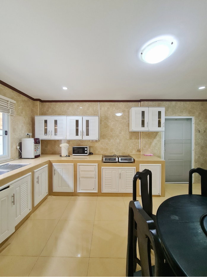 picture Luxury Detached Home for Rent — Sutthisan Area  7 Bedrooms  7 Bathrooms 512 SQ.M. - 10/47