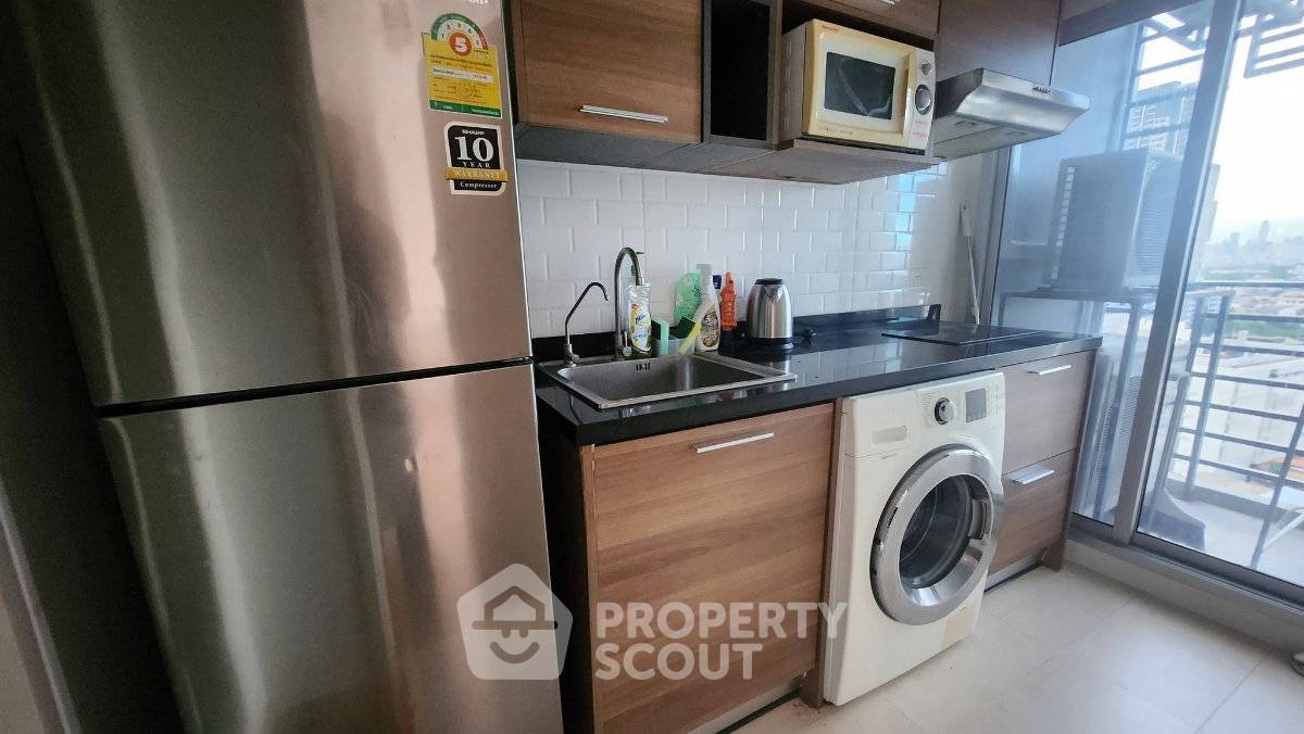 picture 200m To MRT Bang Pho: 2-BR At The Tree Bangpo Station (ID 3321862) - 10/11