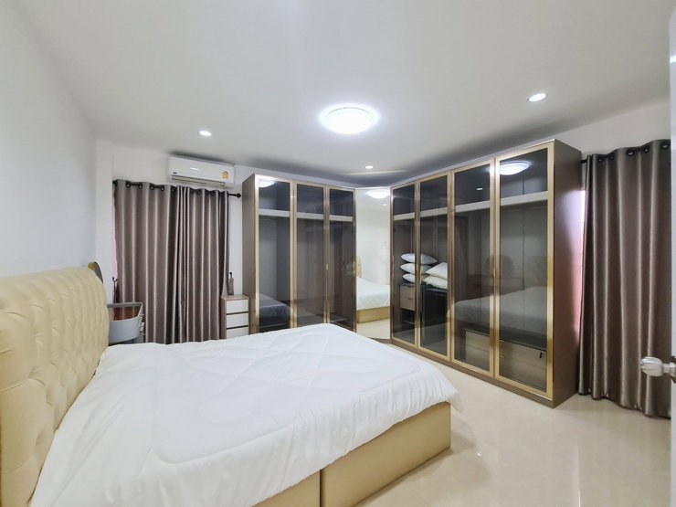 picture Luxury Detached Home for Rent — Sutthisan Area  7 Bedrooms  7 Bathrooms 512 SQ.M. - 26/47
