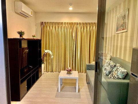 For rent Life Sukhumvit 48 1 bedroom 15th floor Building S near BTS Phra Khanong.