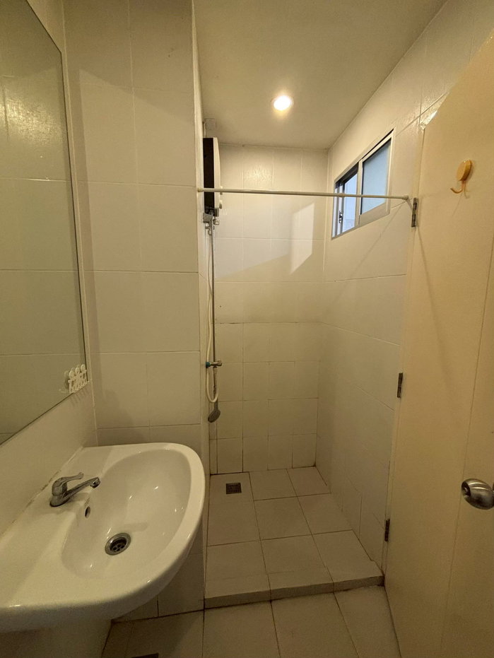 picture V condo Ladkrabang phase B ft.3 garden view - 5/10