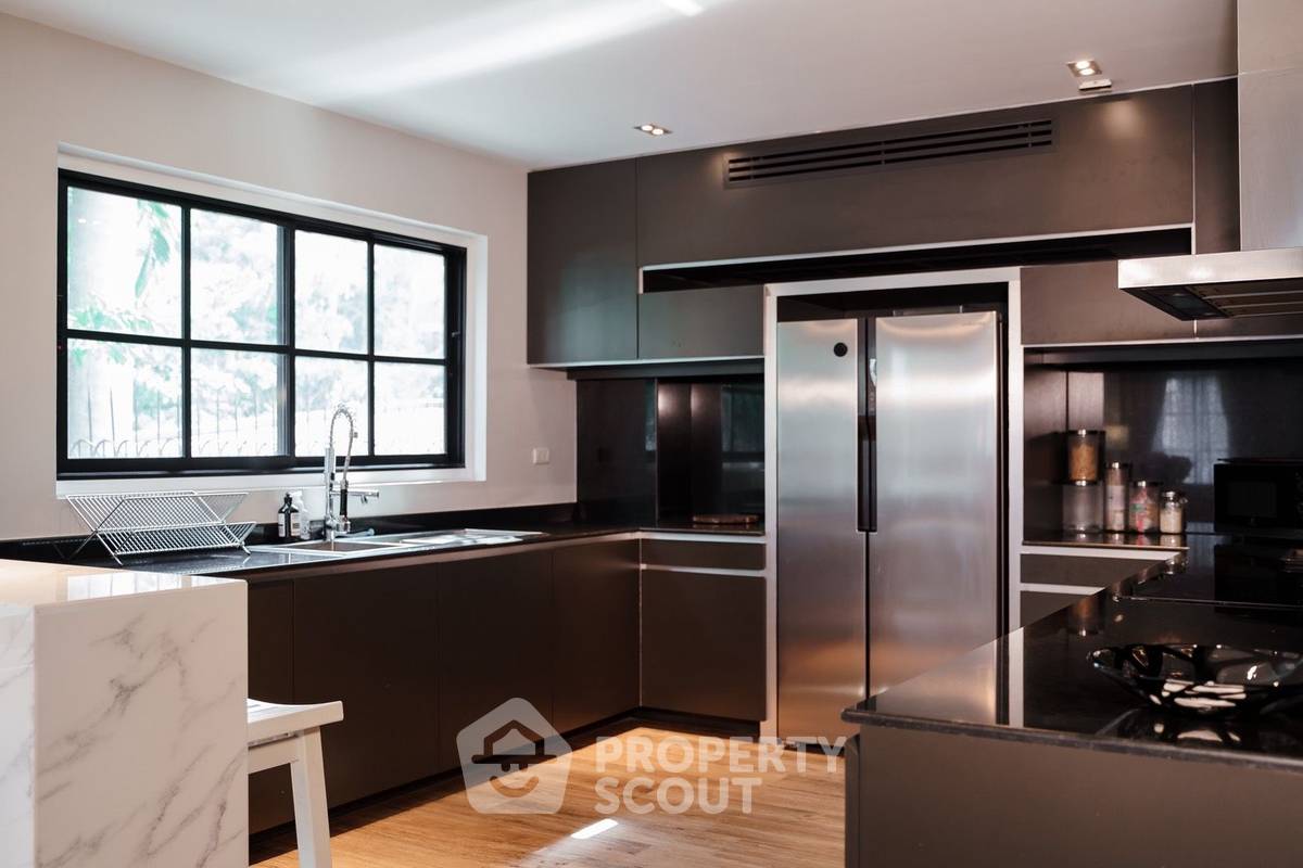 รูป คอนโด 3 ห้องนอน 185 ตร.ม. Penthouse Condominium ใกล้ BTS พระโขนง (ID 3317421) - รูปที่ 6/17