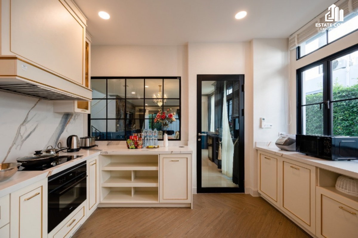 รูป ขายคฤหาสน์หรู นันทวัน พระราม 9 – กรุงเทพกรีฑาตัดใหม่ บ้านสวยสไตล์ French Eclectic 106.5 ตร.ว 302 ตรม. 4 นอน 5 น้ำ - รูปที่ 8/10