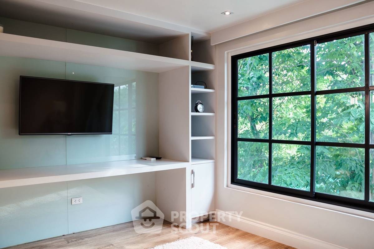 รูป คอนโด 3 ห้องนอน 185 ตร.ม. Penthouse Condominium ใกล้ BTS พระโขนง (ID 3317421) - รูปที่ 8/17