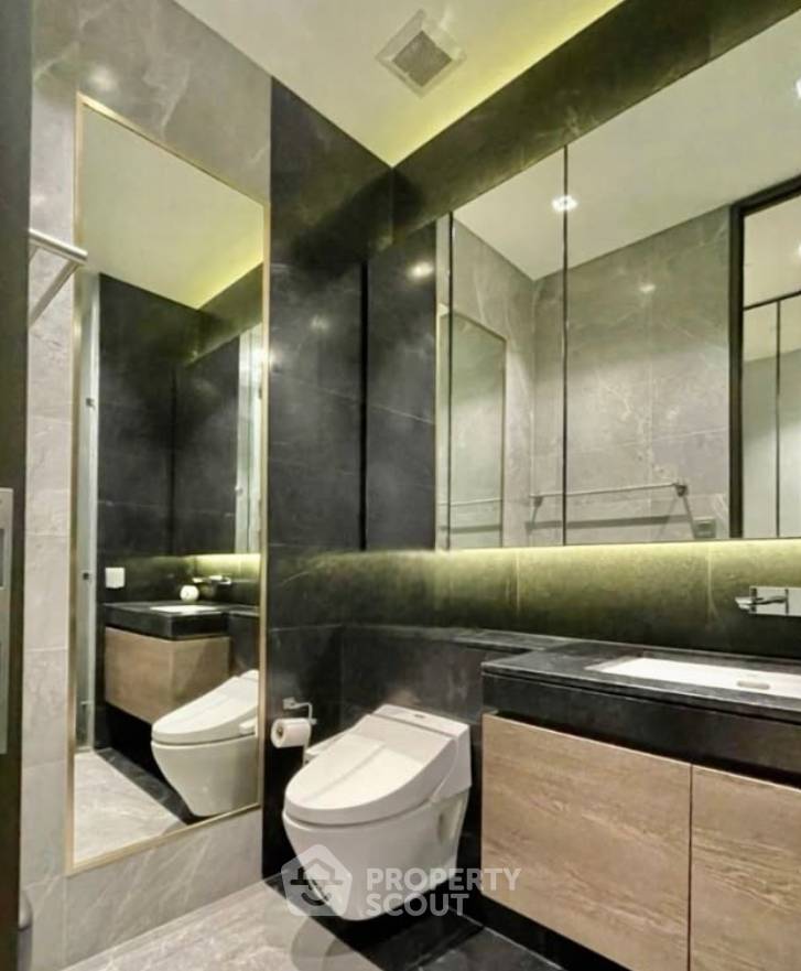 picture 2-BR Condo at 28 Chidlom near BTS Chit Lom (ID 3287589) - 2/3