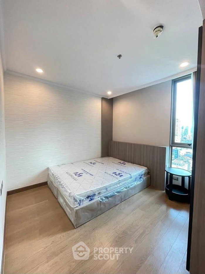 picture 15th-Floor 2-BR At Supalai Oriental Sukhumvit 39, MRT Phetchaburi (ID 3325753) - 7/12