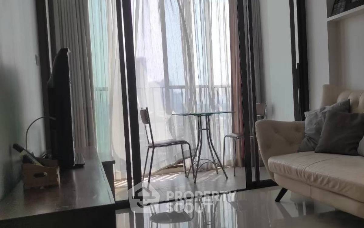 รูป ใกล้ BTS กรุงธนบุรี 100 เมตร | ขายคอนโด 1 ห้องนอน Ideo Sathorn-Taksin (ID 3247568) - รูปที่ 1/5