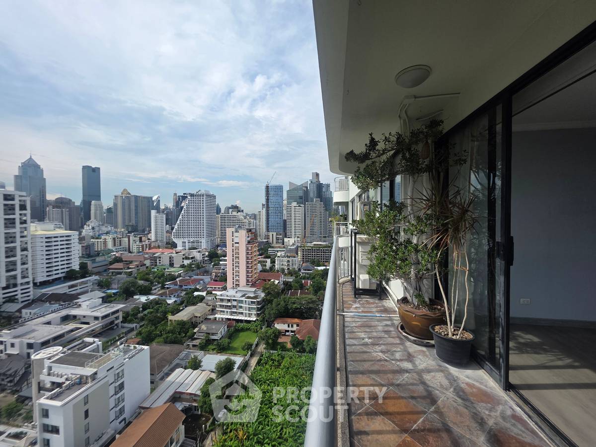 รูป ขายคอนโด 2 ห้องนอน ชั้น 21 ขนาด 124 ตร.ม. Lake Green ใกล้ BTS อโศก (ID 3326433) - รูปที่ 8/20